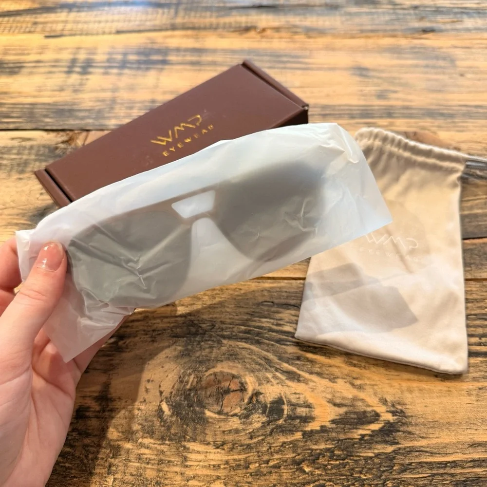WMP Eyewear Brooklyn Oversized Aviator Sunglasses